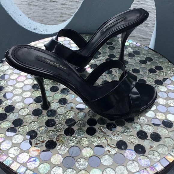 Dolce & Gabbana Slip-on Black Patent Leather 3” Slides with Criss-Cross Strap - Picture 3 of 16
